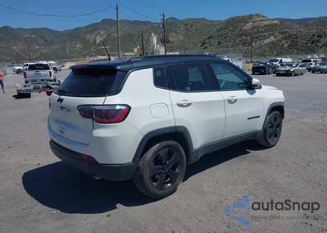 2019 Jeep Compass Latitude z USA, uszkodzony, nr VIN 3C4NJCBBXKT789122